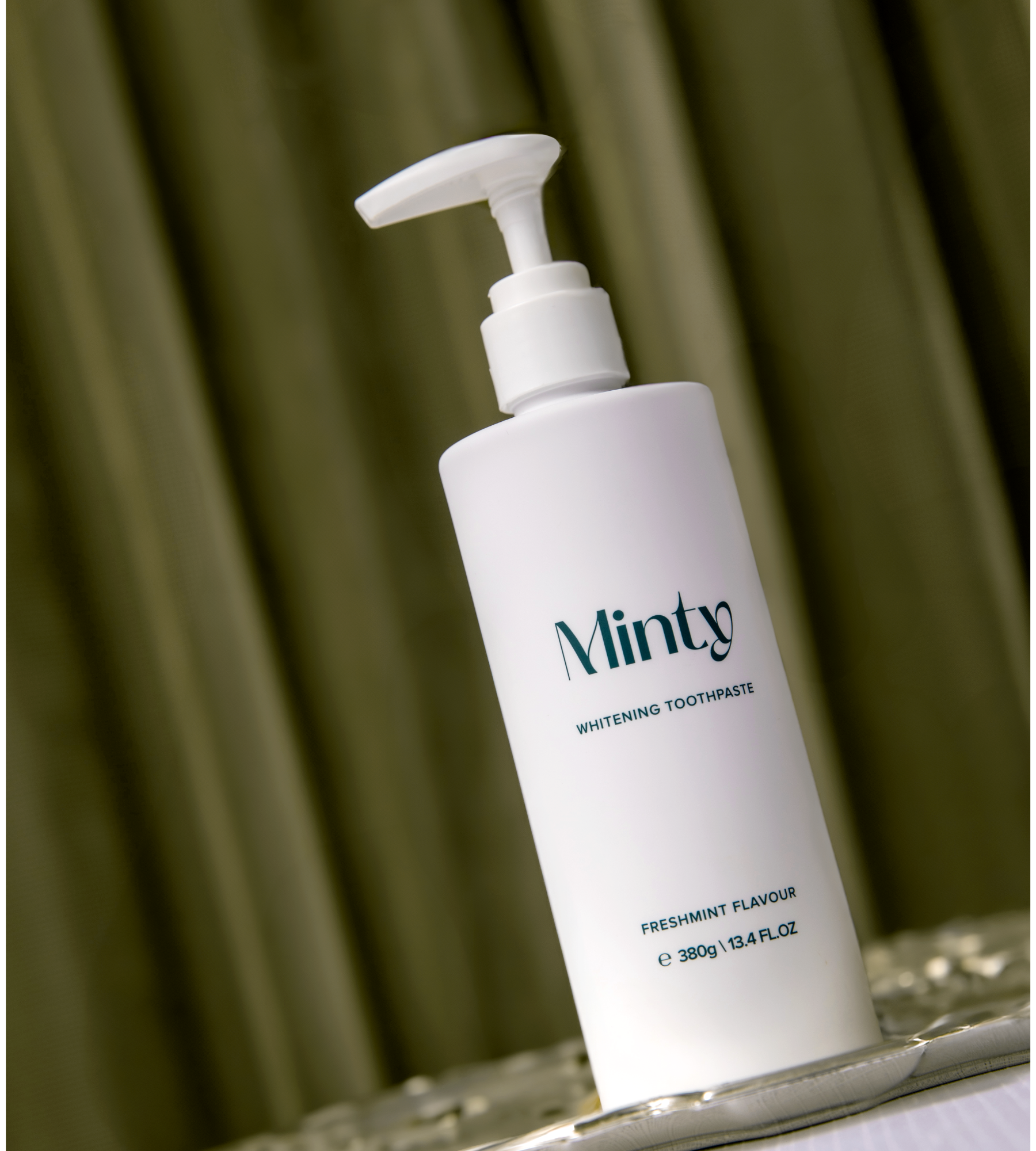 Minty Oral Care Pump Toothpaste